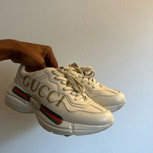 GUCCI Sneakers